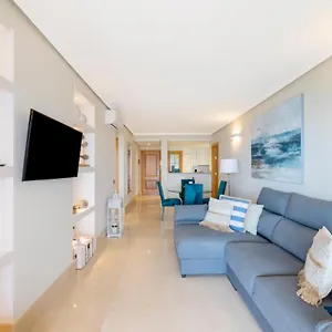 https://la-ola.in-canary-islands.com